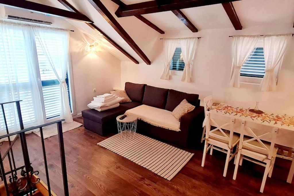 Apartmani Centar Vodice Exteriör bild